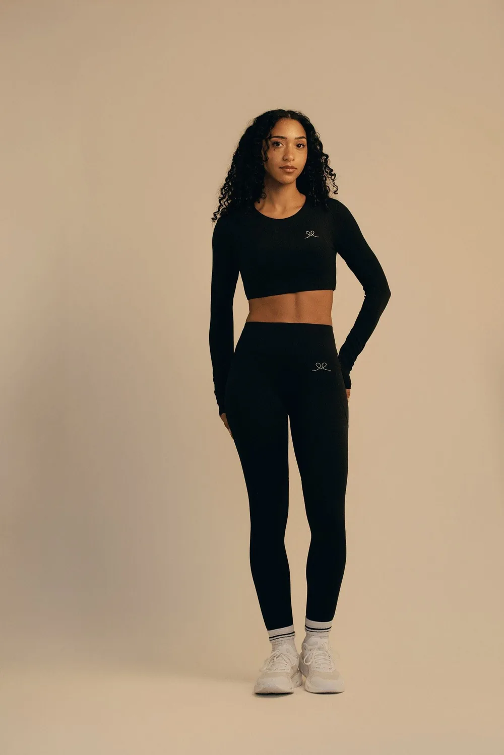 Tenue sportswear en studio